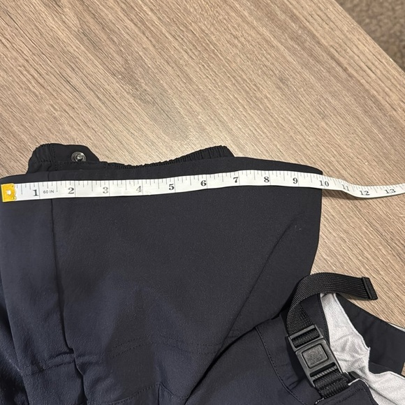 The North Face snow pants women size 10 black Pants cold weather adjustable - Picture 15 of 16